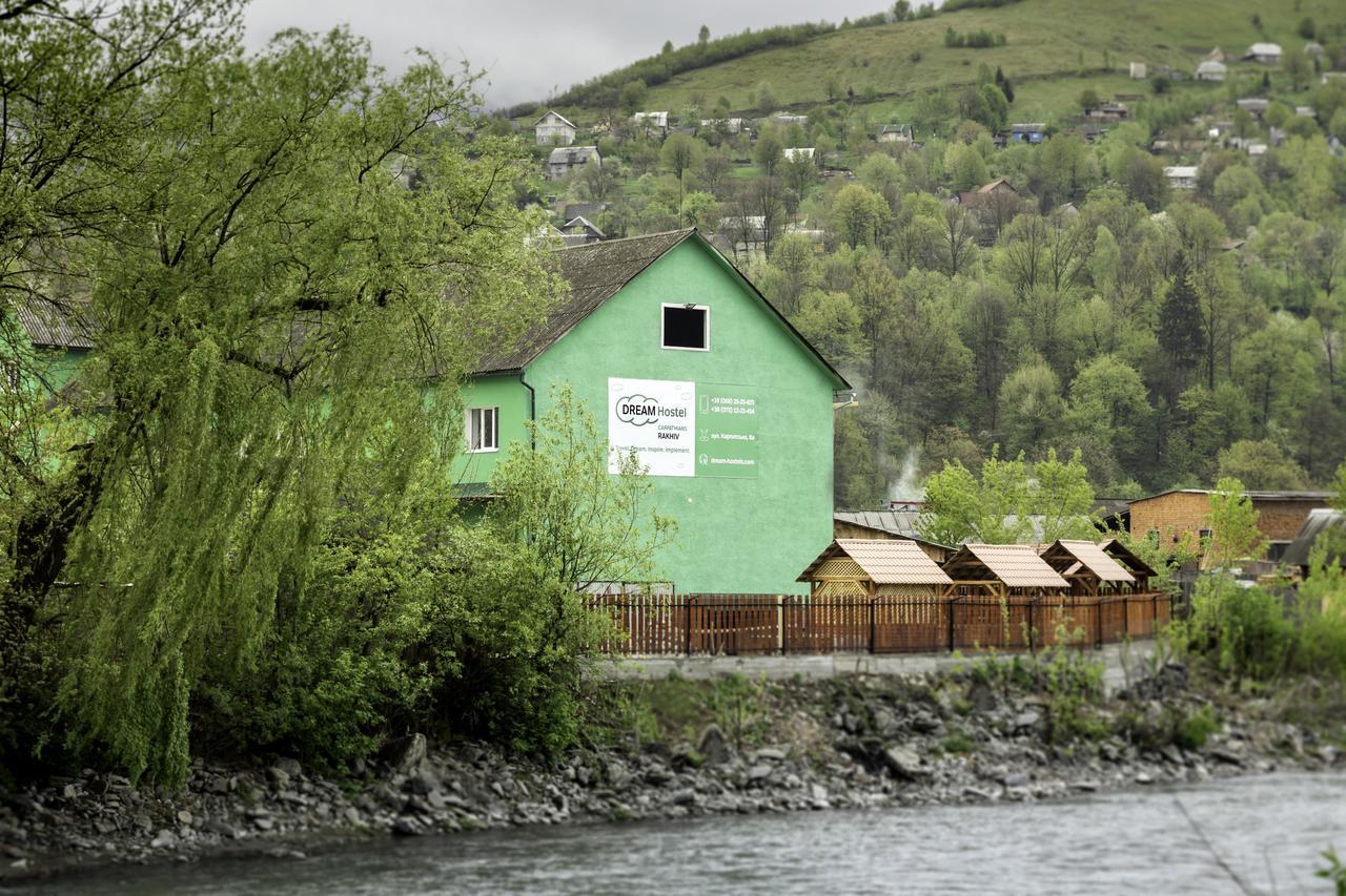 Dream Hostel Carpathians Rakhiv Eksteriør bilde