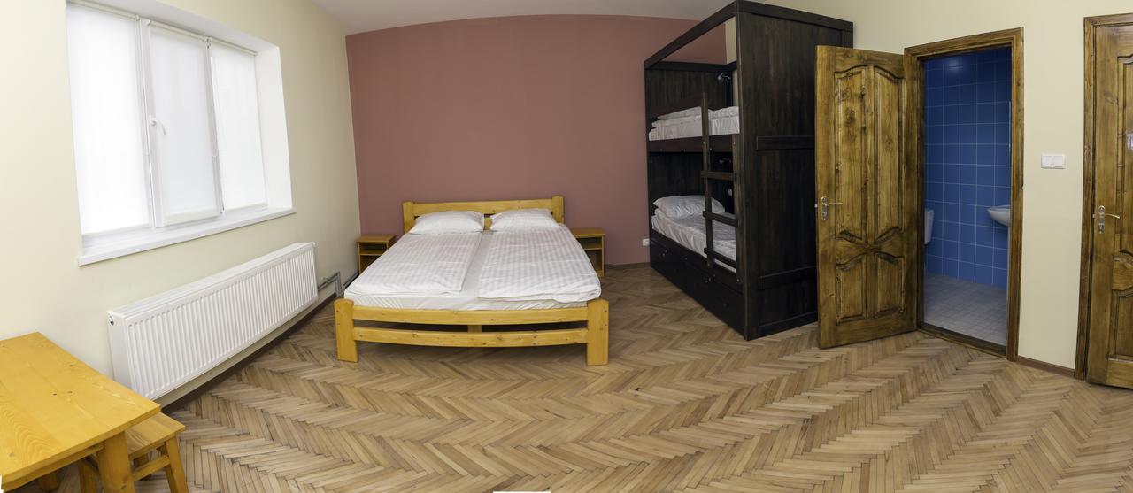 Dream Hostel Carpathians Rakhiv Eksteriør bilde